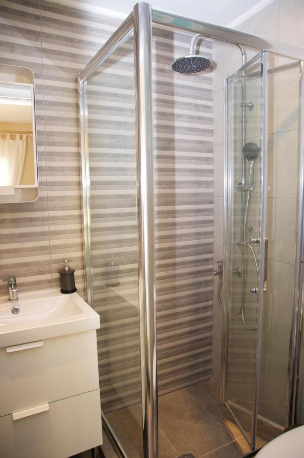 Super Cute & Cozy Mini Studios In City Center Salonicco Esterno foto