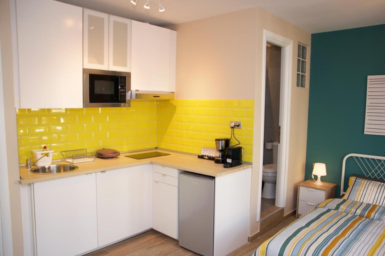 Super Cute & Cozy Mini Studios In City Center Salonicco Esterno foto